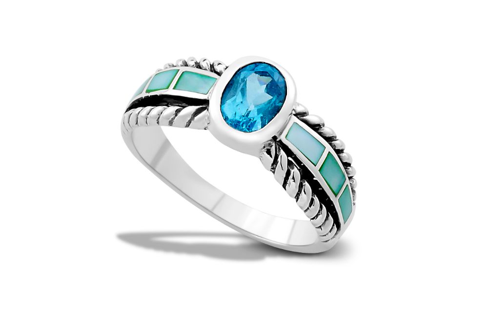 Pendana Ring- Blue Topaz/ Green Shell