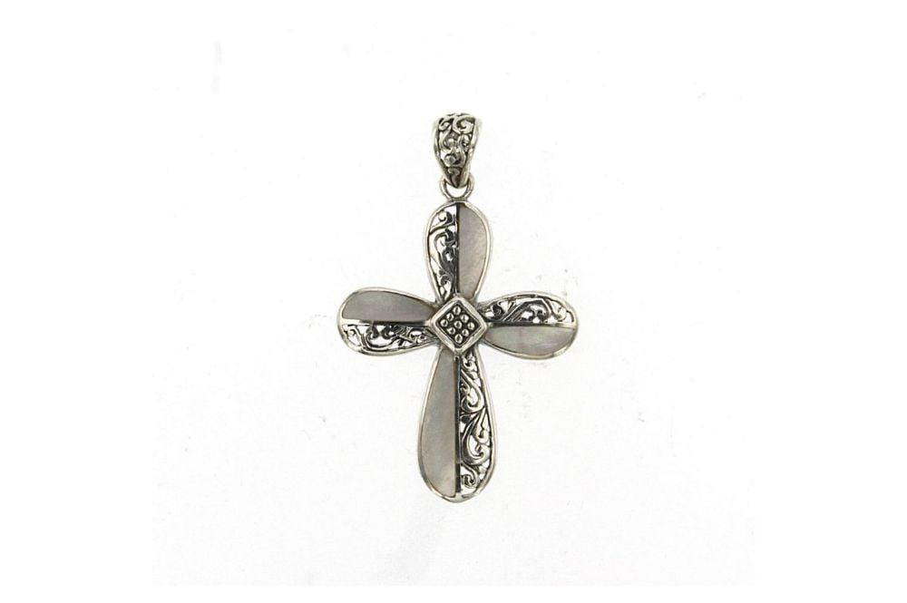 Samuel B. PENDANT Sulubun Pendant- Mother Of Pearl Mother Of Pearl